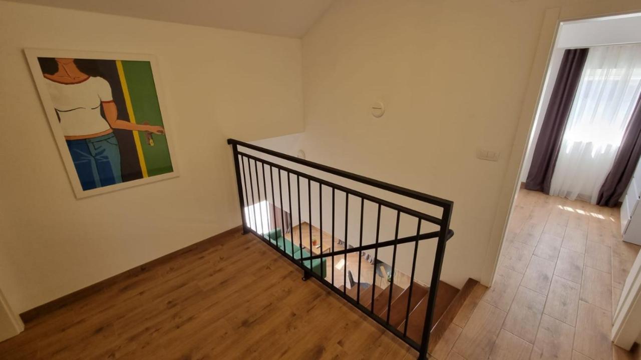 Noel 1 Apartment